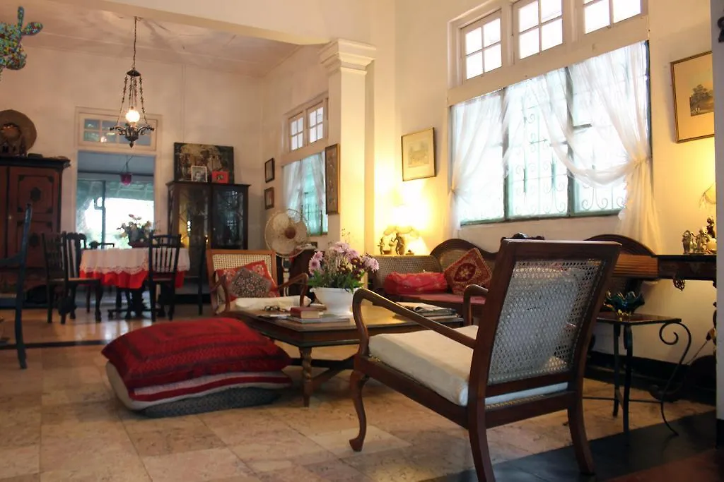 Vista Chelsea Gardens Bnb Bed & Breakfast Colombo